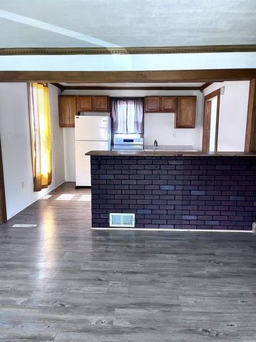202 N East Street, La Valle, WI 53941