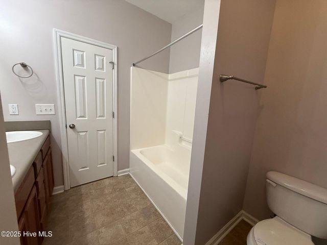 312 Glenhaven Lane, Jacksonville, NC 28546