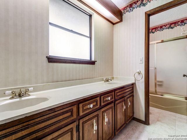 16706 Ledge Creek, San Antonio, TX 78232