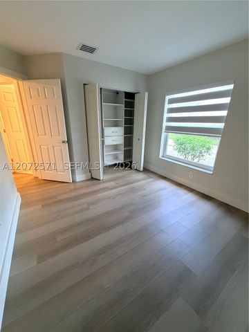 1480 Sweetbay Way, Hollywood, FL 33019