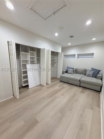 1480 Sweetbay Way, Hollywood, FL 33019