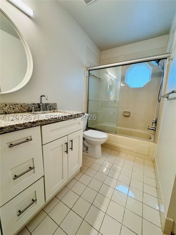 1480 Sweetbay Way, Hollywood, FL 33019