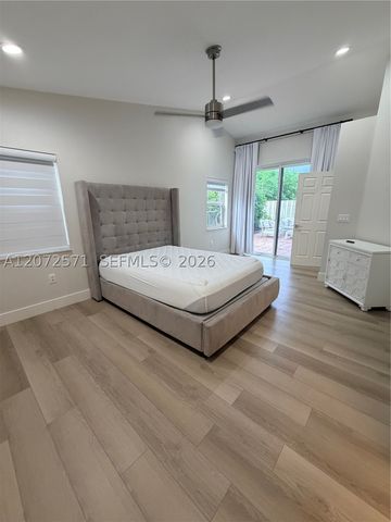 1480 Sweetbay Way, Hollywood, FL 33019