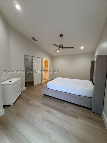 1480 Sweetbay Way, Hollywood, FL 33019