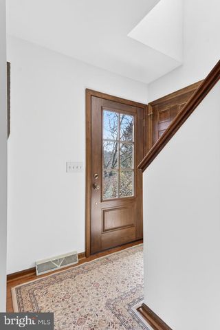 2523 NOLT RD, Lancaster, PA 17601