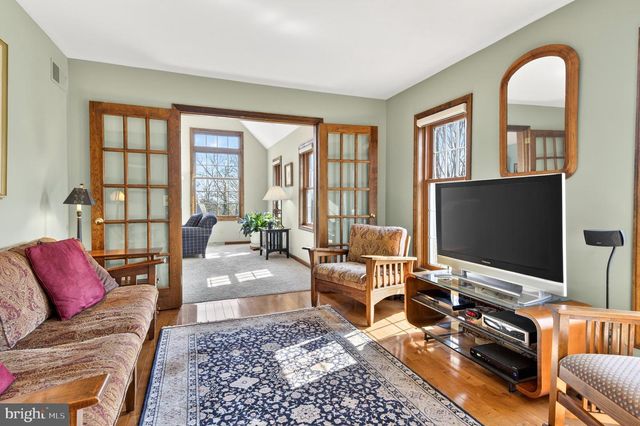 2523 NOLT RD, Lancaster, PA 17601