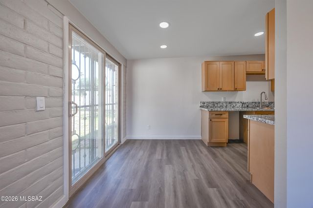 6856 E 45th Street, Tucson, AZ 85730