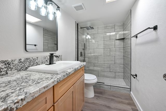 6856 E 45th Street, Tucson, AZ 85730