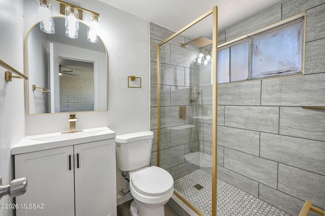 6856 E 45th Street, Tucson, AZ 85730