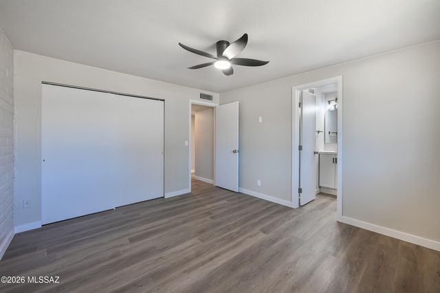 6856 E 45th Street, Tucson, AZ 85730