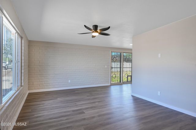 6856 E 45th Street, Tucson, AZ 85730