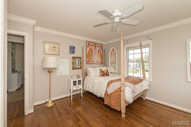 2530 N Geyer Road, Frontenac, MO 63131