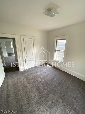 1383 Curtis Street 2 up, Akron, OH 44301