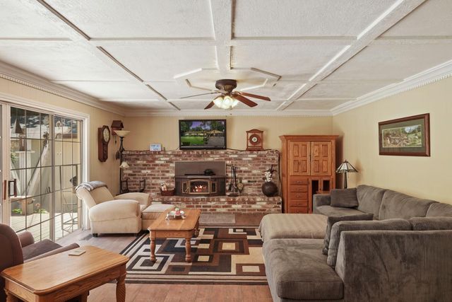 6164 E Morada Ln, Stockton, CA 95212