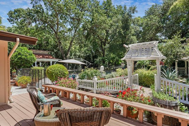 6164 E Morada Ln, Stockton, CA 95212