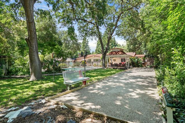 6164 E Morada Ln, Stockton, CA 95212