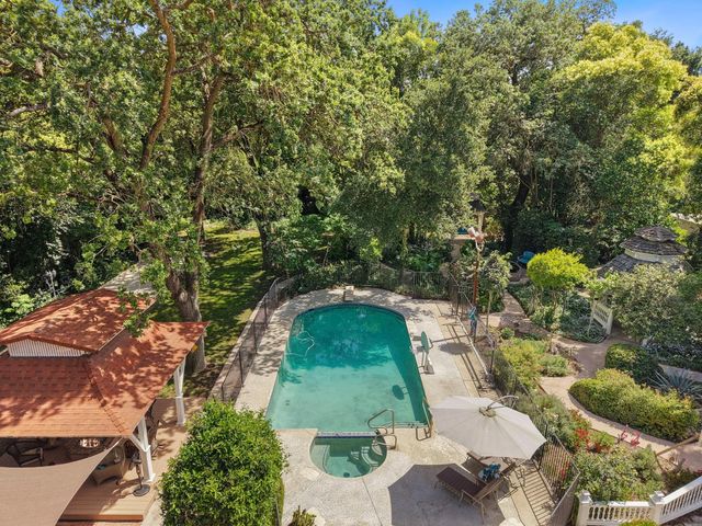 6164 E Morada Ln, Stockton, CA 95212