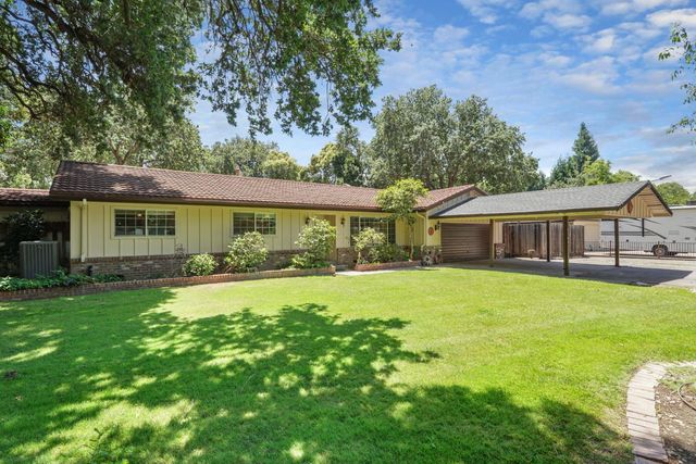 6164 E Morada Ln, Stockton, CA 95212