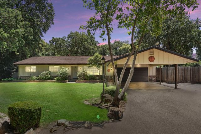 6164 E Morada Ln, Stockton, CA 95212