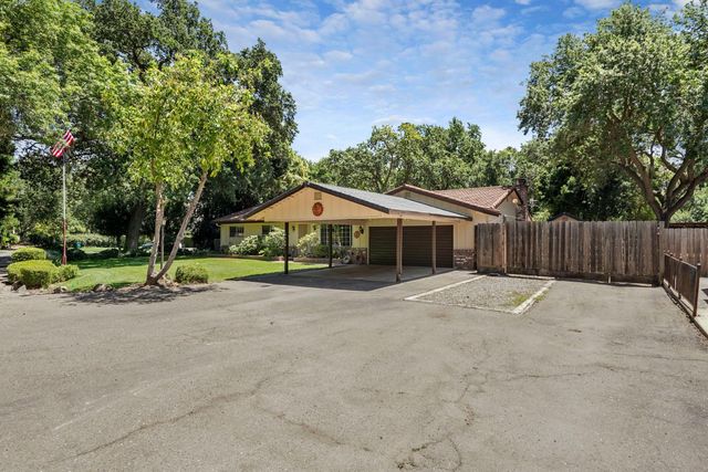 6164 E Morada Ln, Stockton, CA 95212