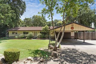 6164 E Morada Ln, Stockton, CA 95212