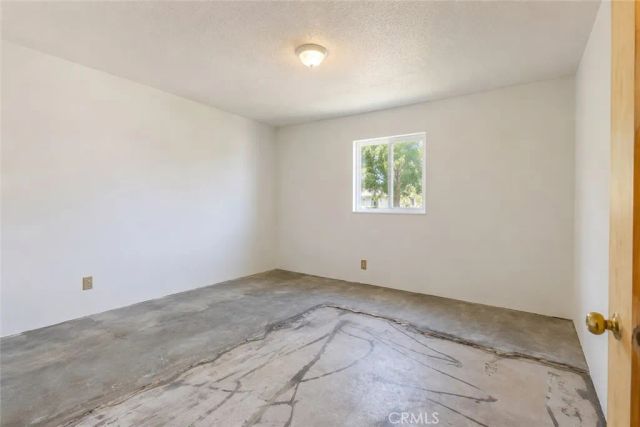 5095 N H, San Bernardino, CA 92407
