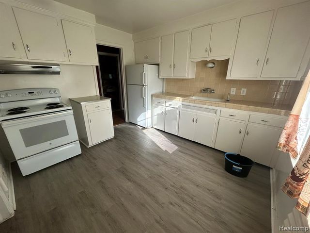 14501 E State Fair Street, Detroit, MI 48205