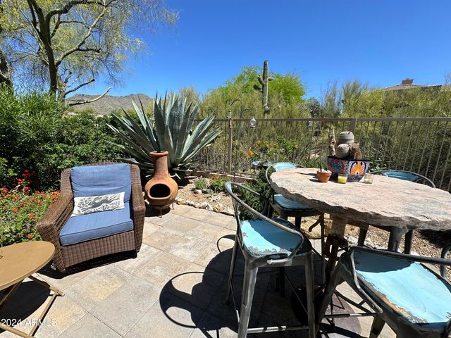 6876 E WHISPERING MESQUITE Trail, Scottsdale, AZ 85266