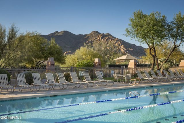 6876 E WHISPERING MESQUITE Trail, Scottsdale, AZ 85266