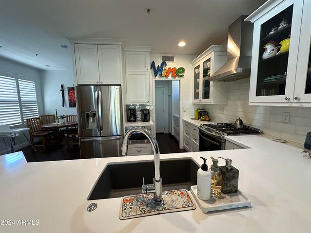 6876 E WHISPERING MESQUITE Trail, Scottsdale, AZ 85266