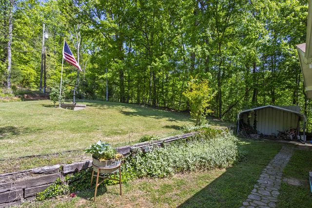 217 Roberts Road, Spring City, TN 37381