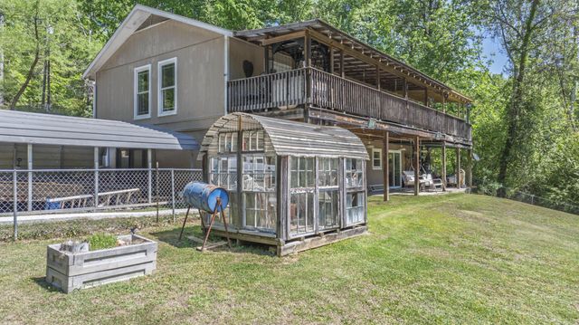 217 Roberts Road, Spring City, TN 37381