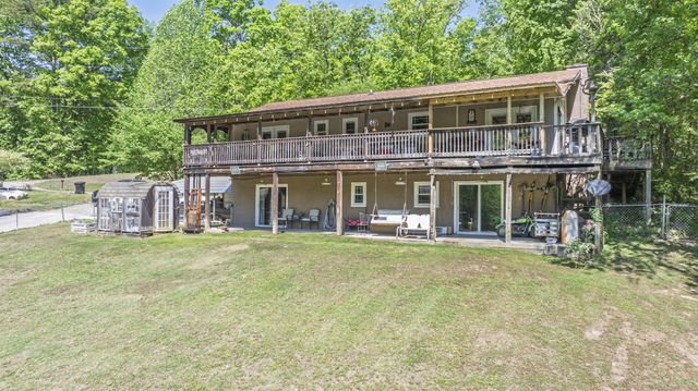217 Roberts Road, Spring City, TN 37381