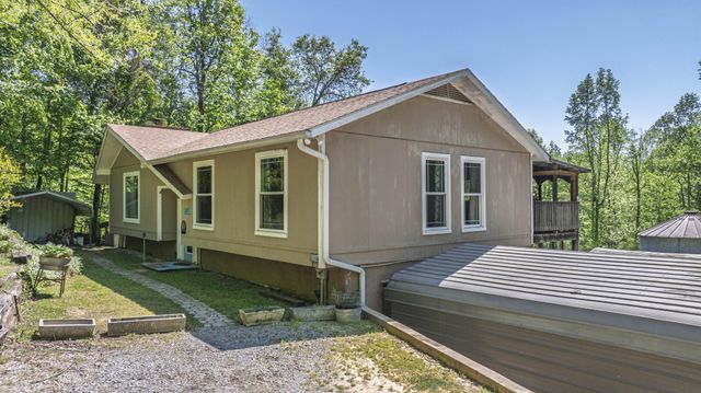 217 Roberts Road, Spring City, TN 37381