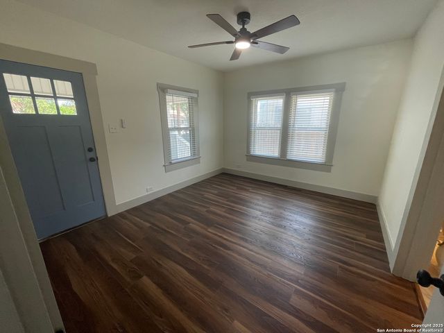 154 OCTAVIA PL, San Antonio, TX 78214