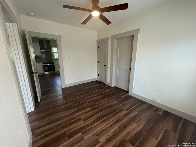 154 OCTAVIA PL, San Antonio, TX 78214