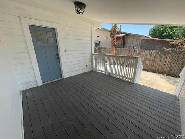 154 OCTAVIA PL, San Antonio, TX 78214