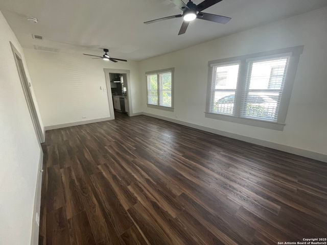 154 OCTAVIA PL, San Antonio, TX 78214