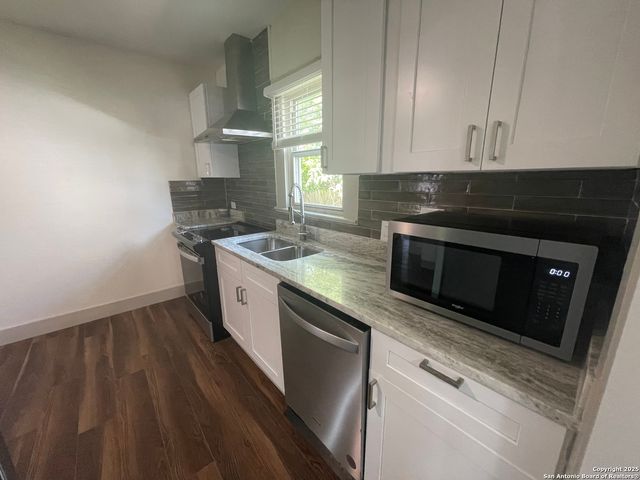 154 OCTAVIA PL, San Antonio, TX 78214