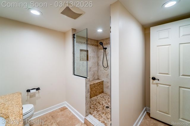 4894 Hillcrest Road, Trenton, MI 48183