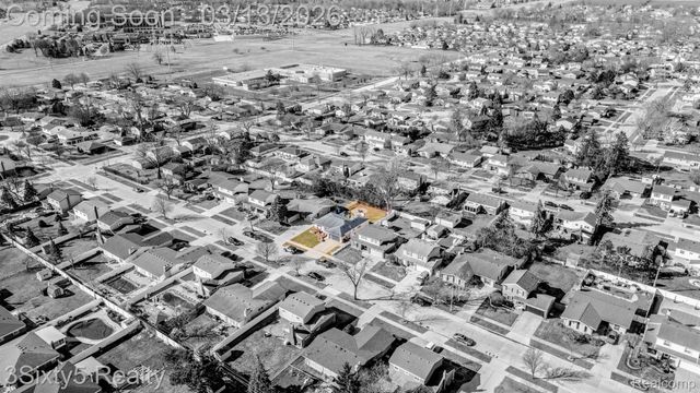 4894 Hillcrest Road, Trenton, MI 48183