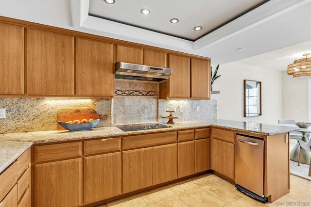 57 Tunapuna Ln, Coronado, CA 92118