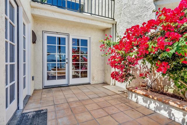 57 Tunapuna Ln, Coronado, CA 92118