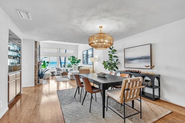 57 Tunapuna Ln, Coronado, CA 92118