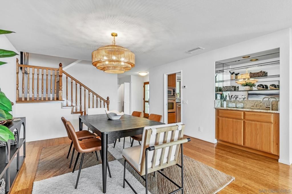 Image 11 of property listing at 57 Tunapuna Ln, Coronado, CA 92118