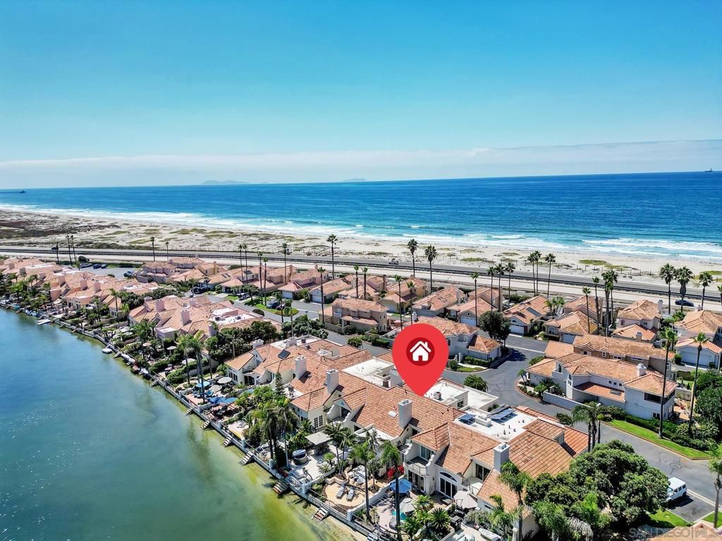 Image 2 of property listing at 57 Tunapuna Ln, Coronado, CA 92118