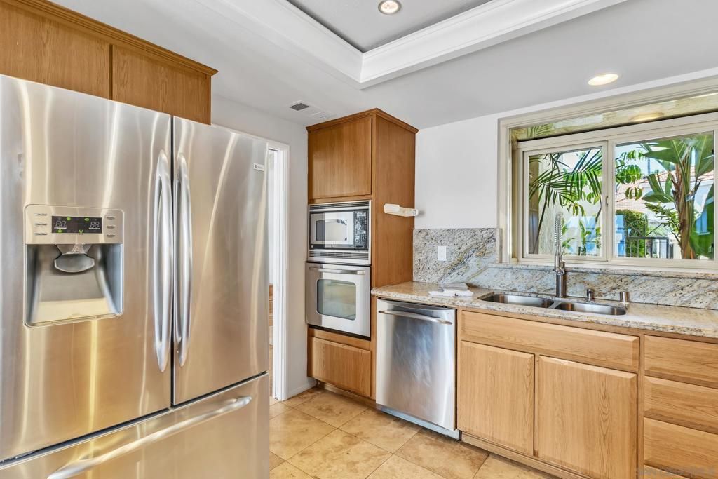 Image 23 of property listing at 57 Tunapuna Ln, Coronado, CA 92118