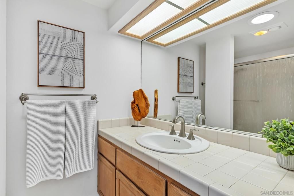 Image 43 of property listing at 57 Tunapuna Ln, Coronado, CA 92118