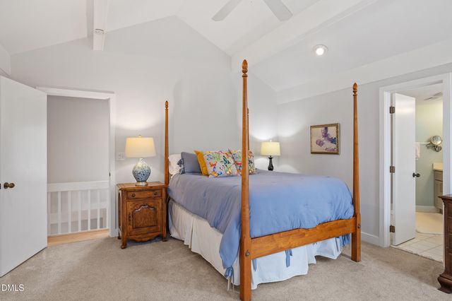 996 Cleland Drive, Chapel Hill, NC 27517