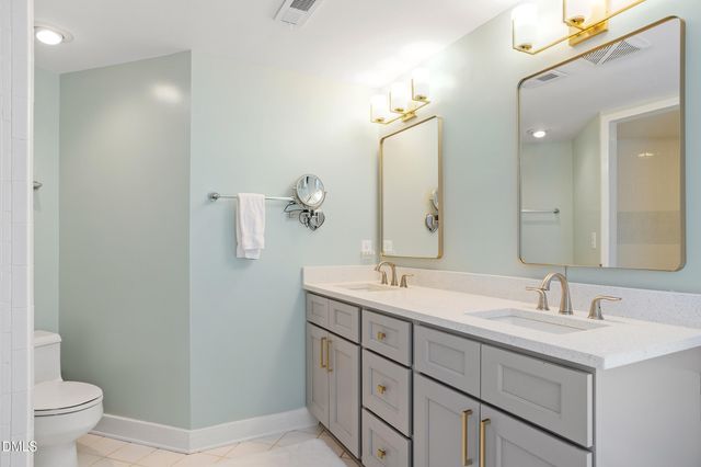 996 Cleland Drive, Chapel Hill, NC 27517